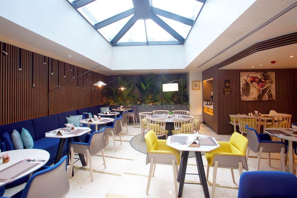 Hampton By Hilton Istanbul Old City Hotel Restaurant photo